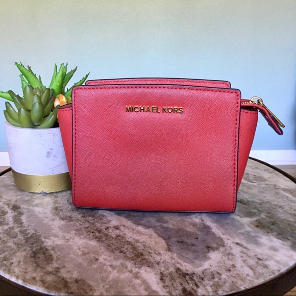 🥀Michael Kors Red Selma Mini Messenger Purse - Picture 3 of 16